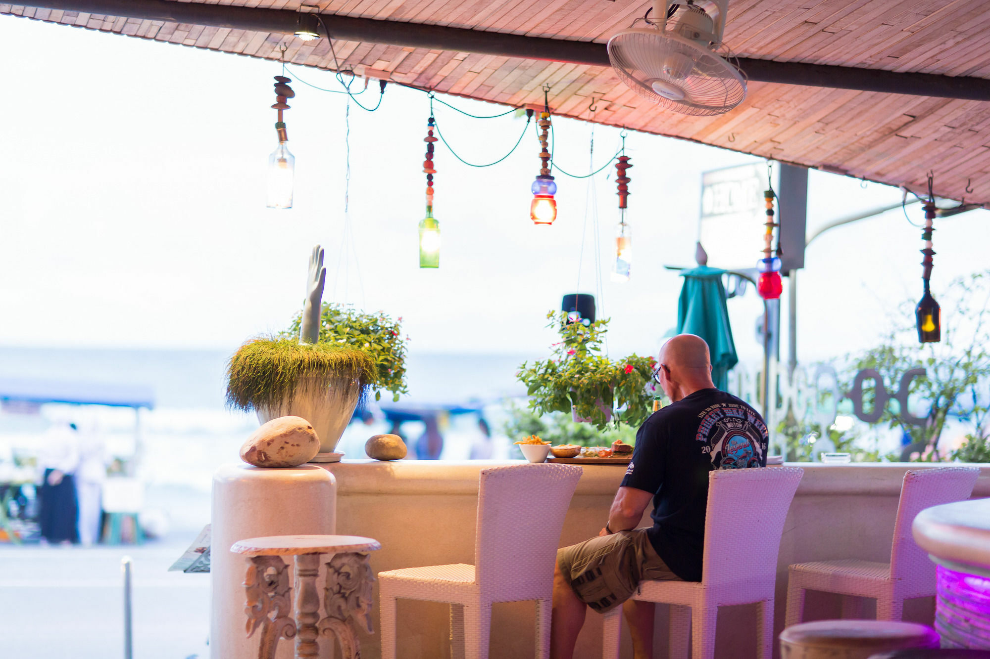 Barefoot Hotel Kalim Beach Front Patong Екстериор снимка